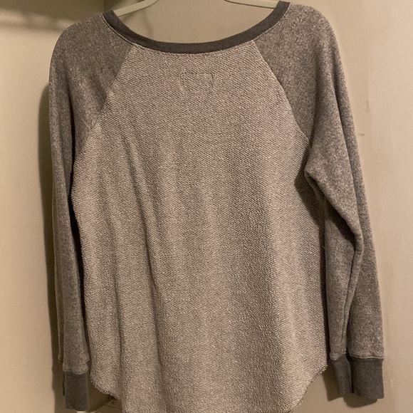 Grey long sleeve - Picture 2 of 3